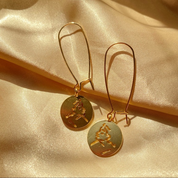 Artsy Face Figure Earrings Wire Minimalist - Picture 2 of 12